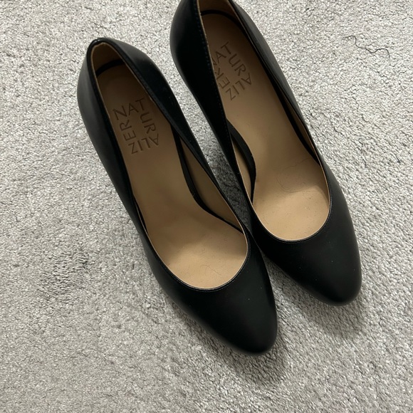 Naturalizer black leather heels model michelle - Picture 4 of 5